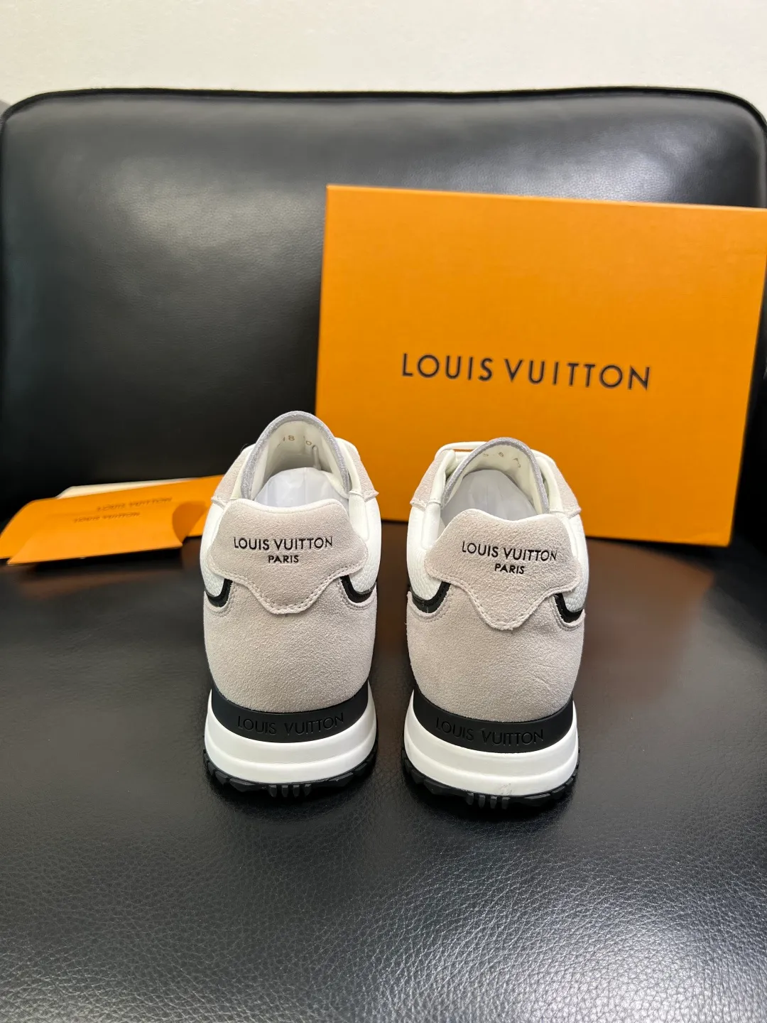 Men's shoes 💰620 Lv high quality top handicrafts Louis Vuitton, counters are equipped with original factory configuration, uppers are imported from Italy, high-quality splicing colorful complex handicrafts, imported cowhide lining is soft and comfortable, soles: original soles specially provided by the original factory, T men's shoes 💰U exclusive movable molded soles are super comfortable, original factory single goods, code number 39-44 (customized 38 45)